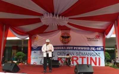 Senam dan Jalan Sehat HUT PERWOSI ke 48