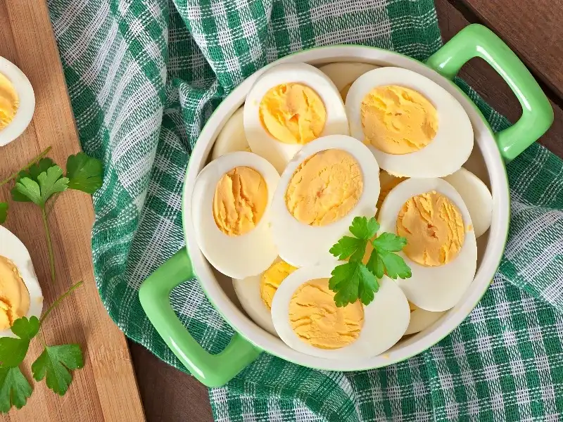 Kenali Kandungan Nutrisi Telur. Apakah Aman di Makan Setiap Hari?